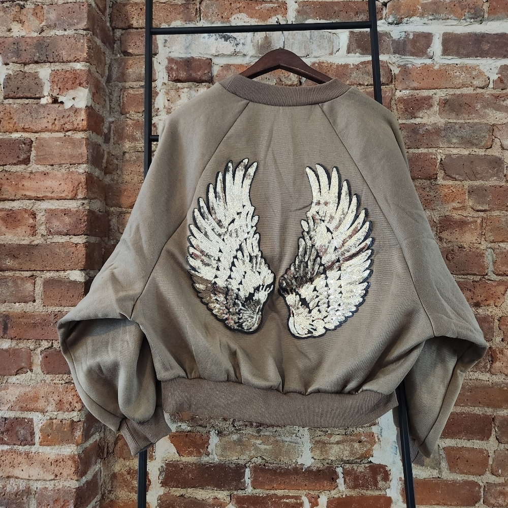 Sequined sweatshirt, dolman puff sleeves